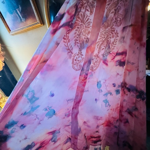 Karyn Seo handmade embroidered Floral Sleeveless Maxi Dress - Picture 4 of 6